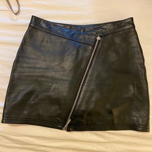 Wilsons Leather Skirt!
